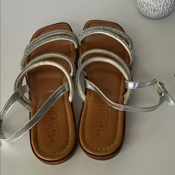 Mariella Women's Silver Strappy Sandals - Picture 6 of 10